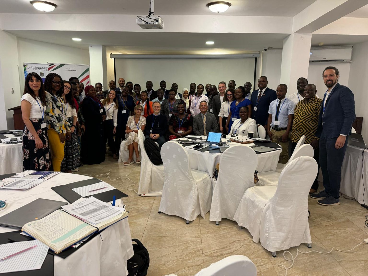 Avviato il secondo Workshop Regionale dell’iniziativa sanitaria regionale che coinvolge Kenya, Tanzania e Uganda Avviato il secondo Workshop Regionale dell’iniziativa sanitaria regionale che coinvolge Kenya, Tanzania e Uganda